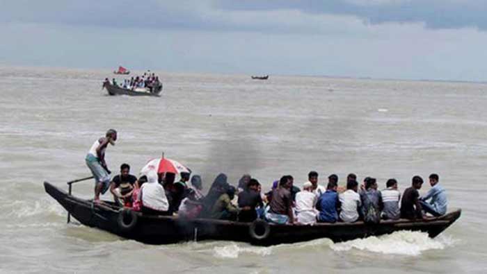 নারায়ণগঞ্জে মেঘনায় ট্রলার ডুবি