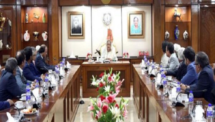 অপপ্রচারের বিরুদ্ধে ব্যবসায়ী নেতাদের সতর্ক থাকার আহ্বান প্রধানমন্ত্রীর