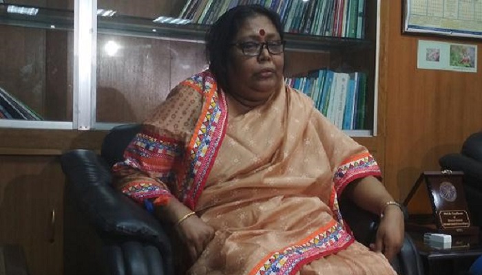 পদত্যাগ করবেন না জাবি উপাচার্য